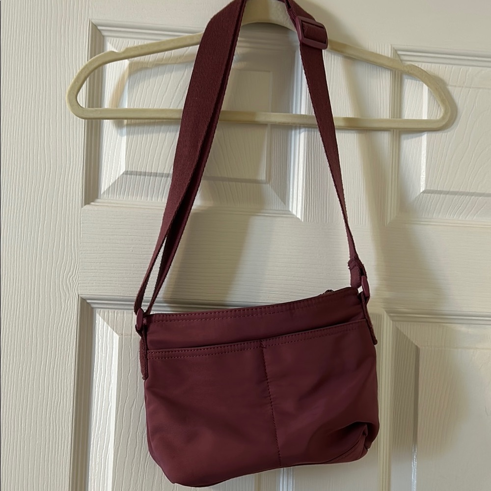 Elegant Burgundy Shoulder Bag